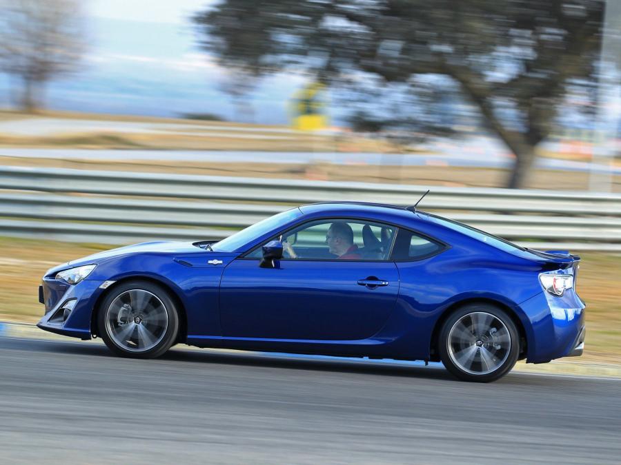  Toyota GT 86 2012 года  (фото 5 из 106)